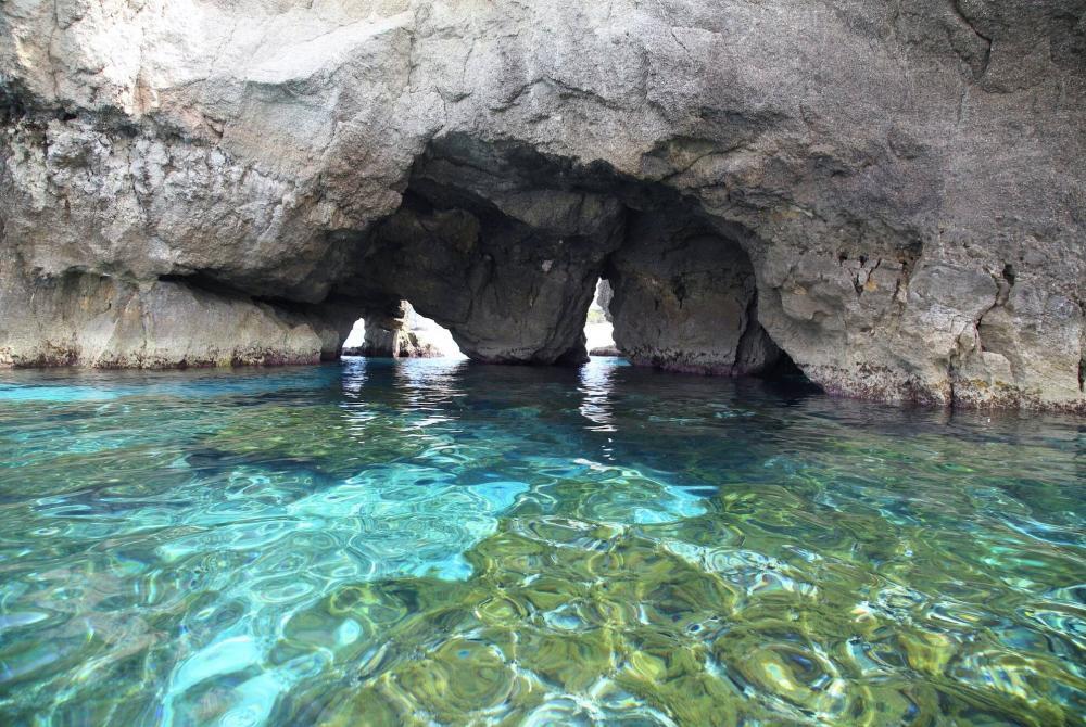 Scogliera di Capo Vaticano in Calabria